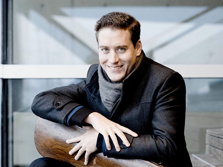 Kristóf Baráti, violin