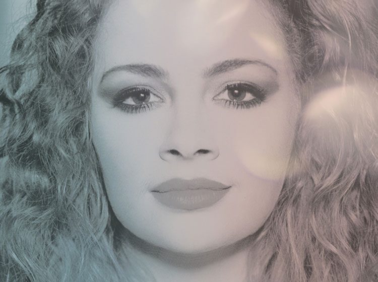 Carrie Hope Fletcher