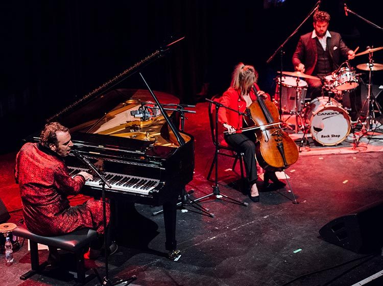 Chilly Gonzales