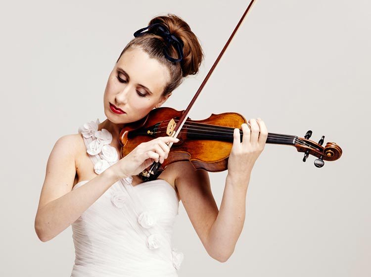 Jennifer Pike, violin