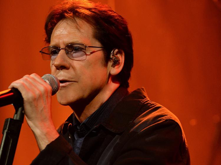190309-shakin-stevens1