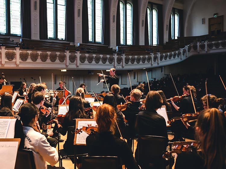 Reigate Grammer School in Concert