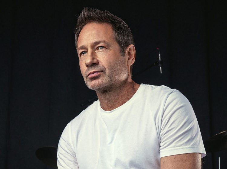 David Duchovny in a white T-shirt. Photo by Elle Russia.