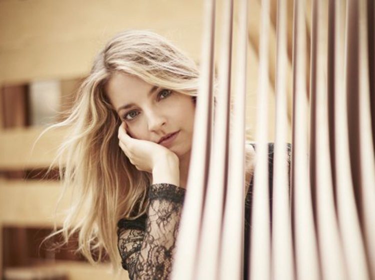 Lisa de la Salle. Photo by Stéphane Gallois.