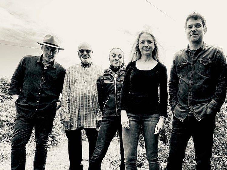 Vertigo - Julian Costello, Natalie Rozario, Stefanos Tsourelis & Sophie Alloway