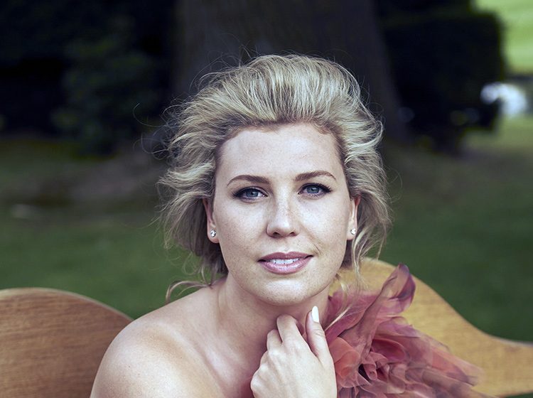 Soprano Alexandra Lowe