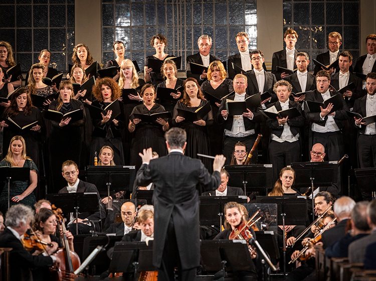 Monteverdi Choir and Orchestre Révolutionnaire et Romantique