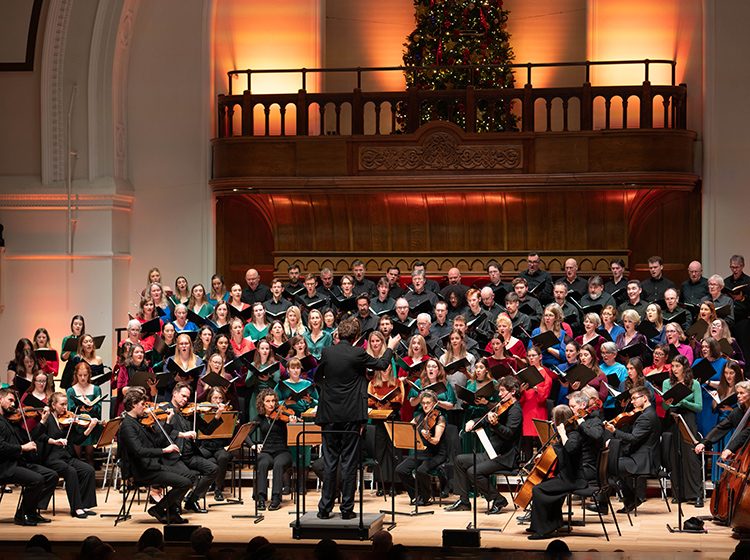 City of London Choir with Royal Philharmonic Brass & Percussion on the Cadogan Hall stage
