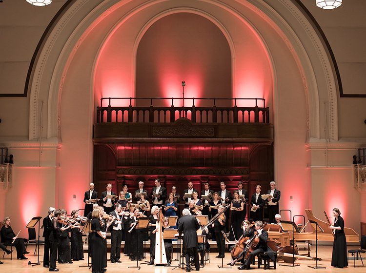 The Sixteen choir & orchestra